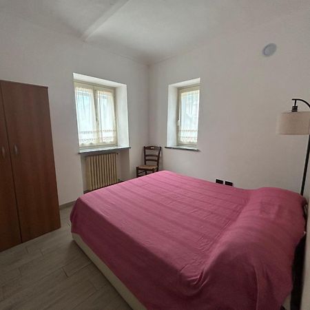 Takapradalu Villa Cisterna dʼAsti Exteriör bild