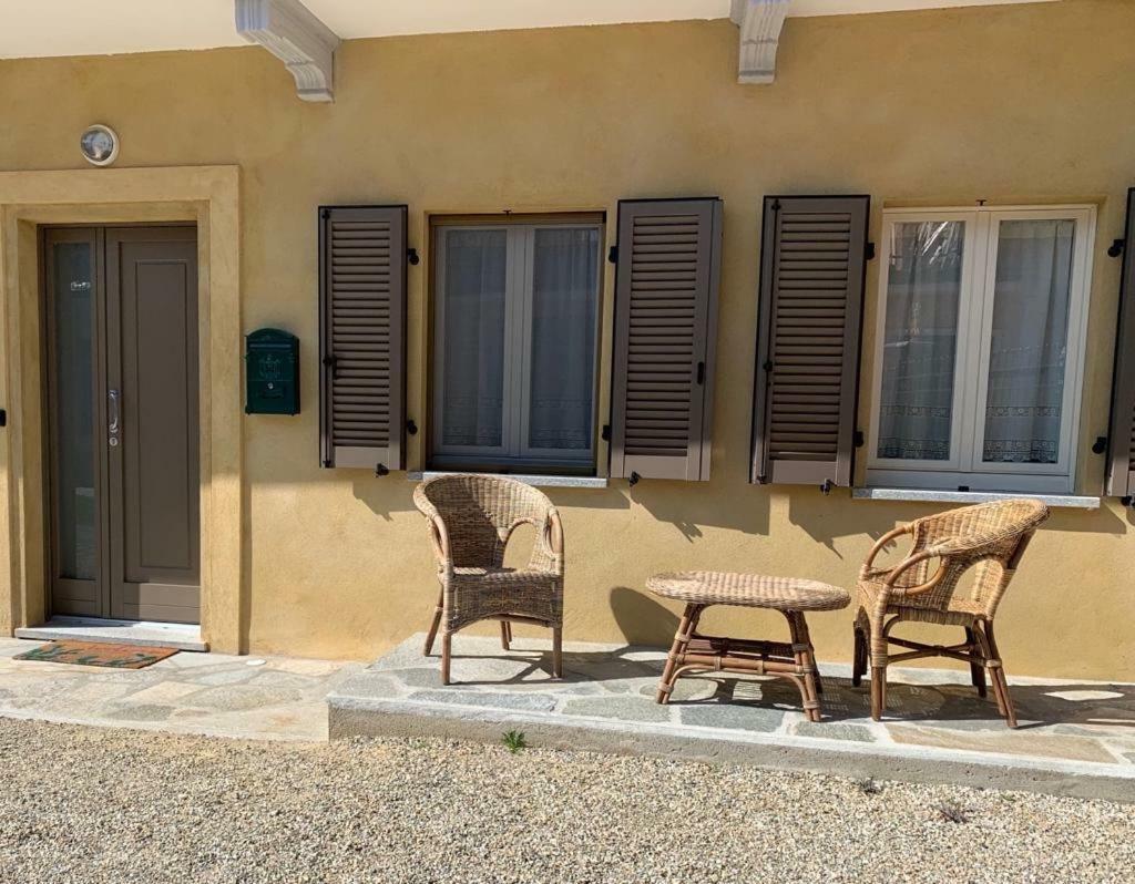 Takapradalu Villa Cisterna dʼAsti Exteriör bild